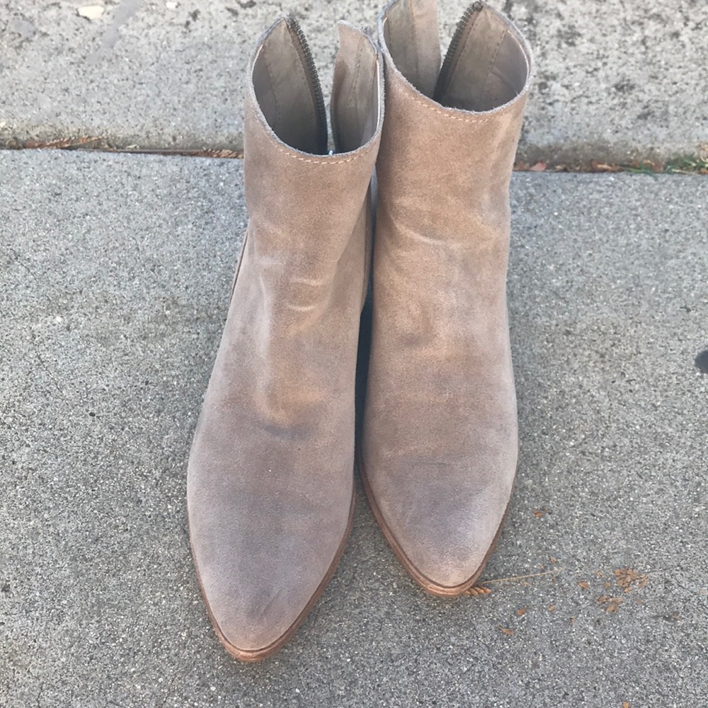 Dolce vita ankle booties